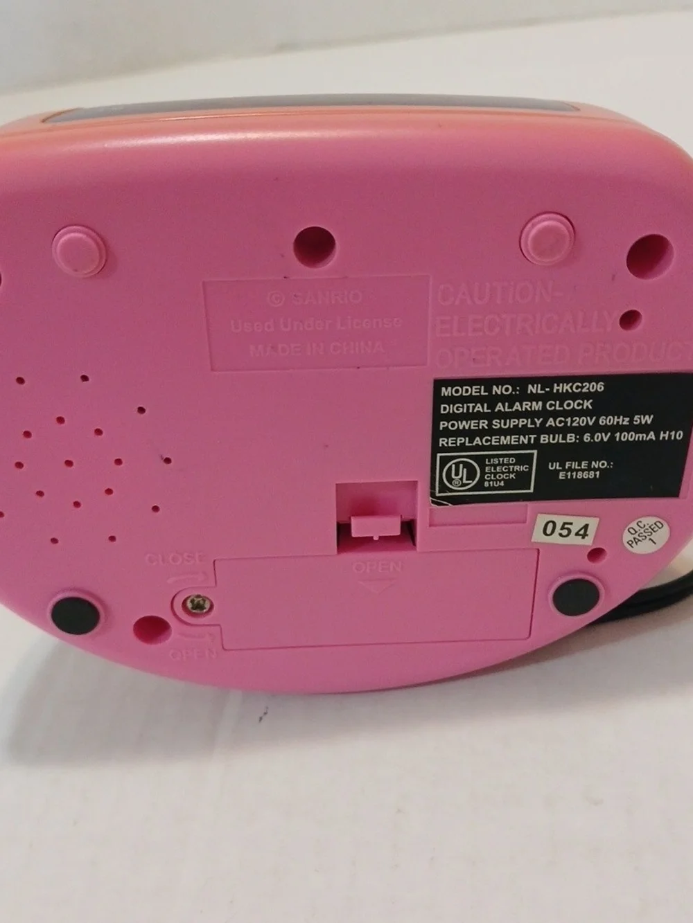 VTG Saniro Y2K Hello Kitty Pink Bow Flower ALARM Clock NIGHT LIGHT(NEEDS BULB)